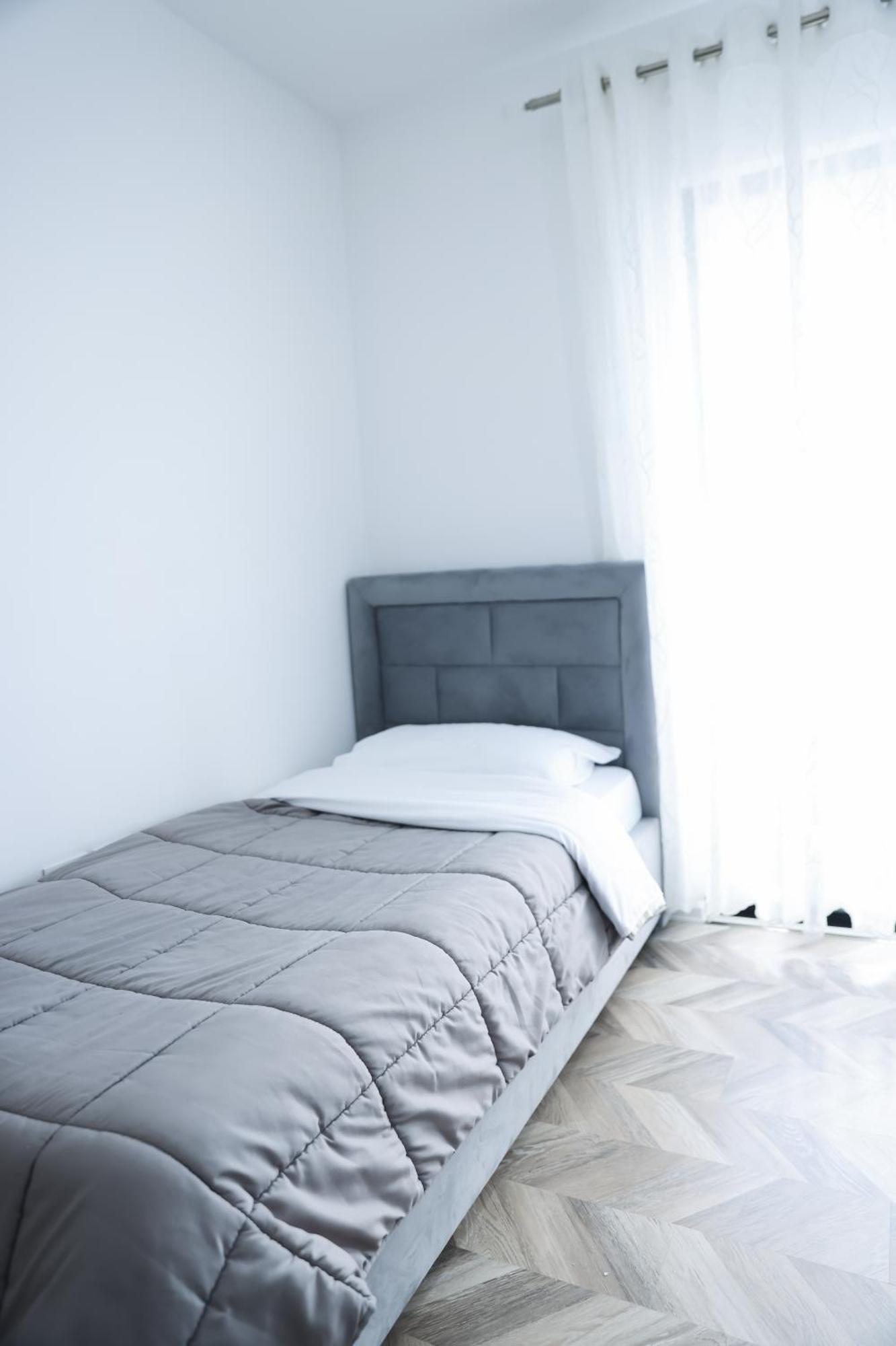Family Apartment Tirana Kültér fotó